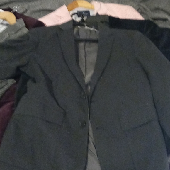 Blazers - Picture 6 of 8